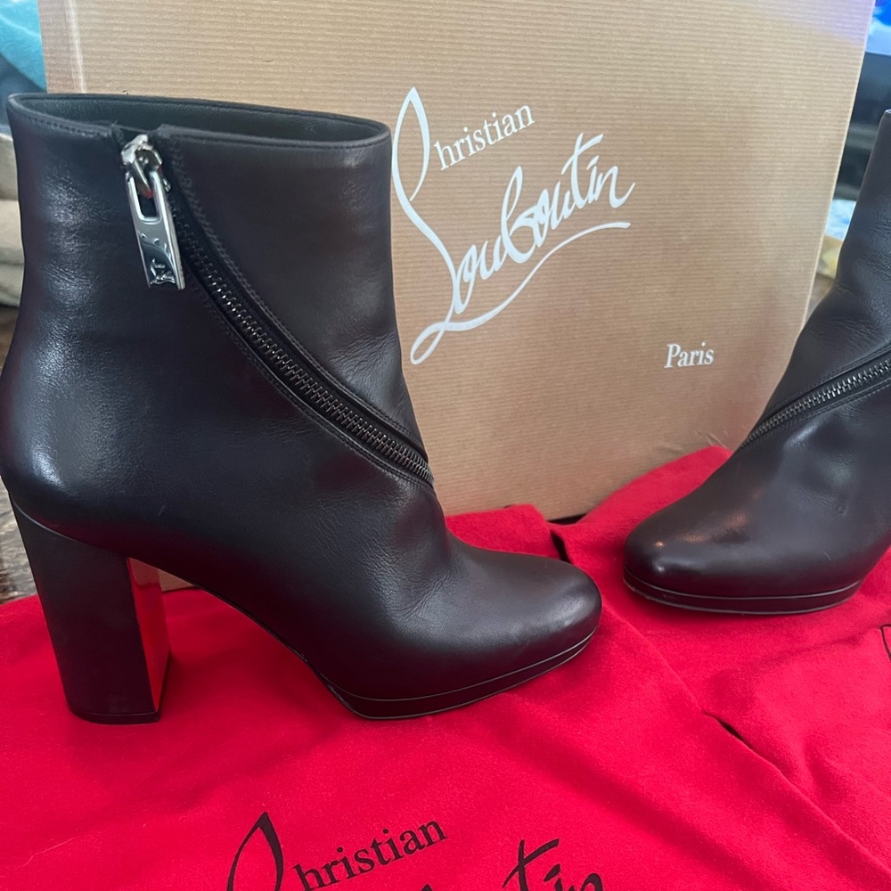 Womens boots